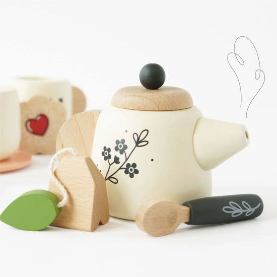 Le Toy Van Wooden Tea Set